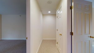  87 Delaware Ct, Portland, ME 04103, US Photo 17