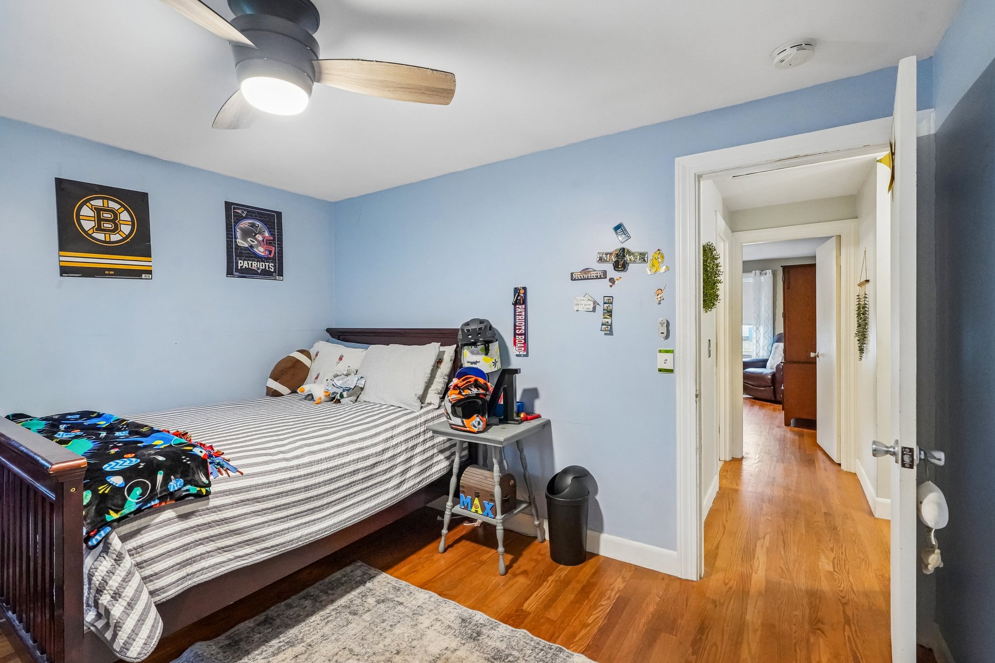 Evergreen St-S2304-015.jpg