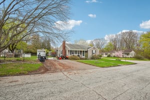 Evergreen St-S2304-004.jpg
