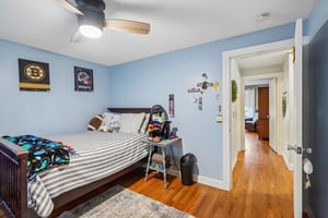Evergreen St-S2304-015.jpg