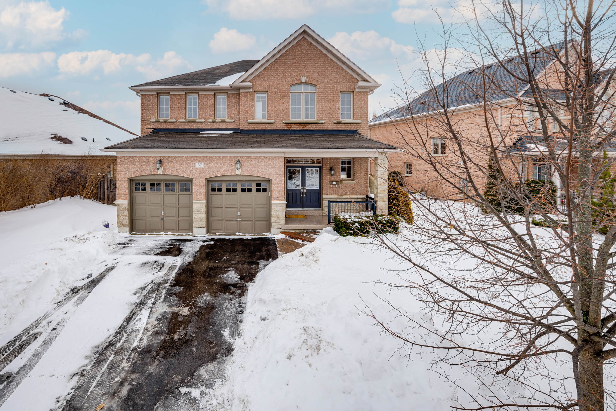 87 Ferretti St, Maple, ON L6A 0H5, Canada Photo 1