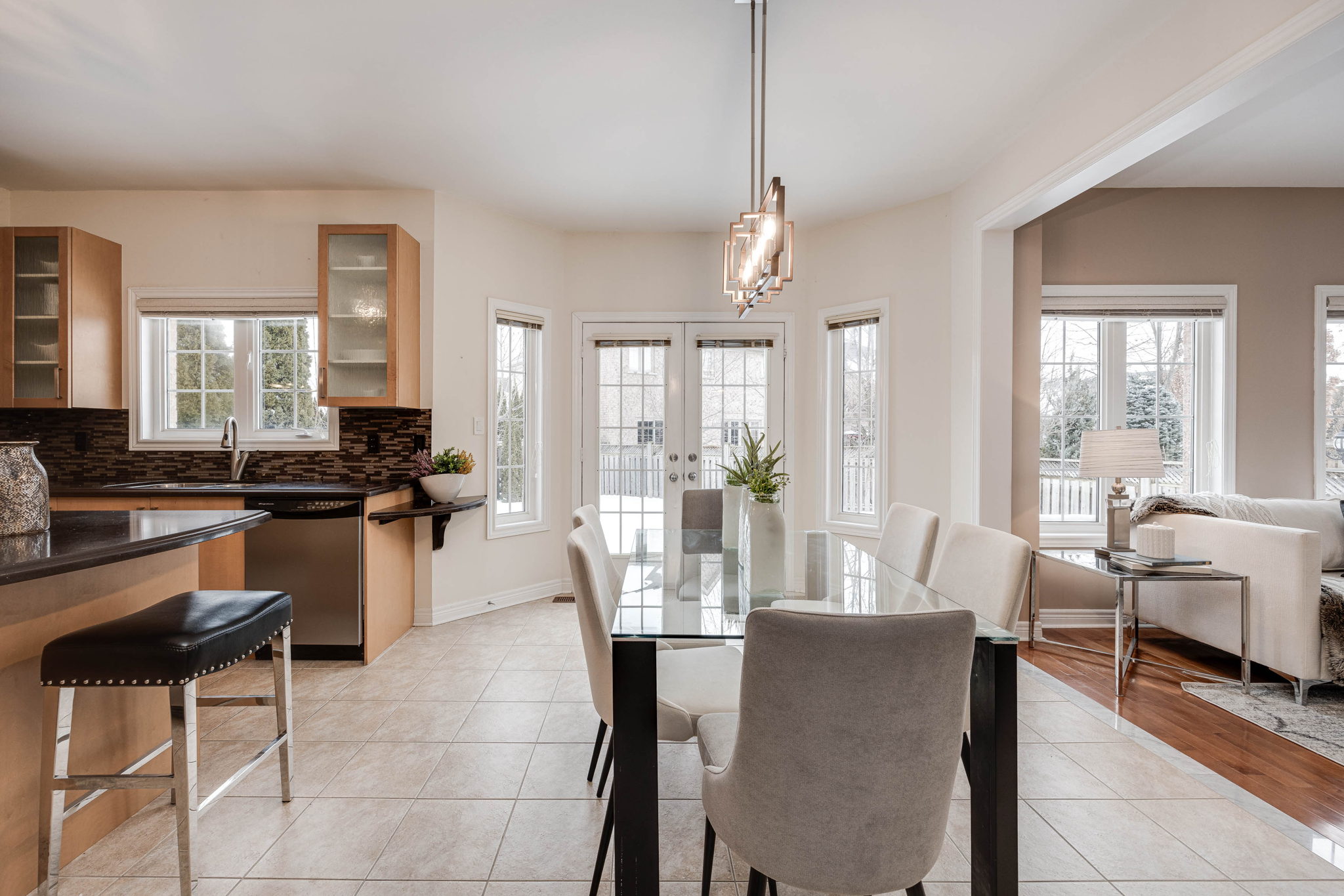 87 Ferretti St, Maple, ON L6A 0H5, Canada Photo 10