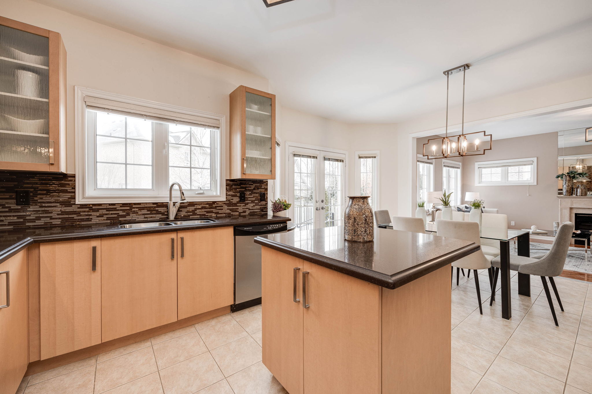 87 Ferretti St, Maple, ON L6A 0H5, Canada Photo 14