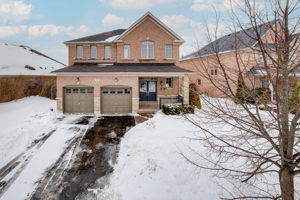 87 Ferretti St, Maple, ON L6A 0H5, Canada Photo 0