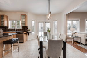 87 Ferretti St, Maple, ON L6A 0H5, Canada Photo 9