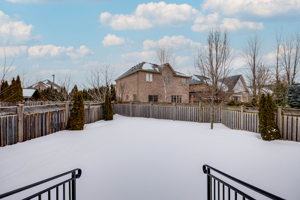 87 Ferretti St, Maple, ON L6A 0H5, Canada Photo 39