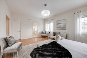 87 Ferretti St, Maple, ON L6A 0H5, Canada Photo 32