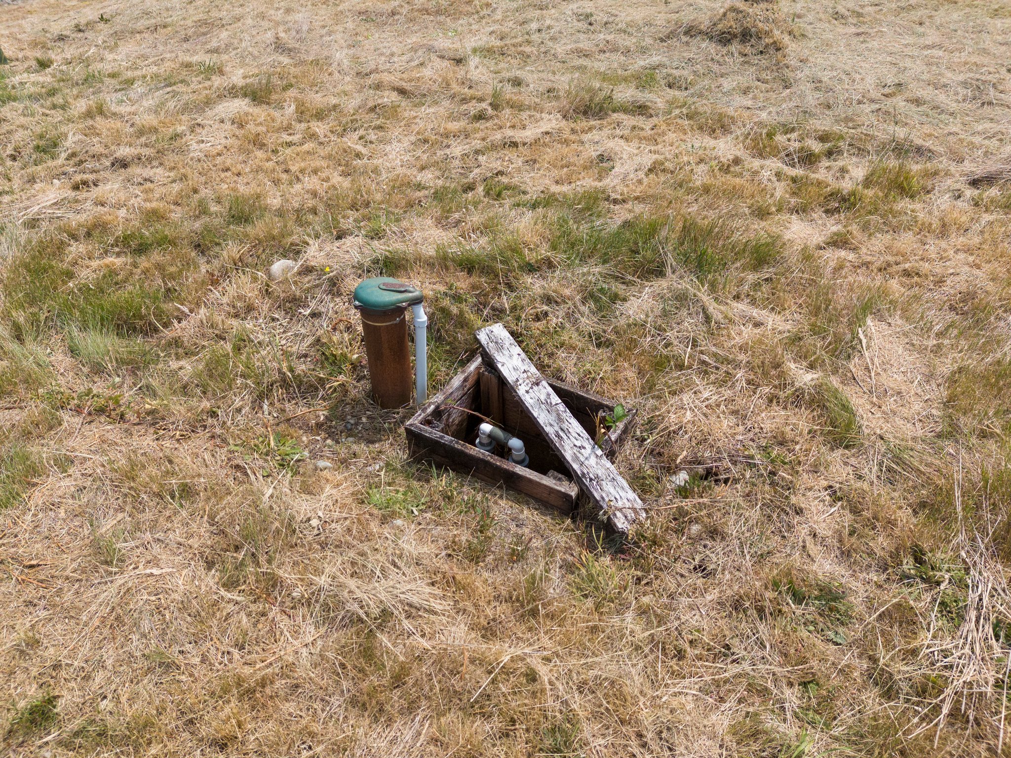 Drilled well done in 2006, 40ft deep, 20 GPM.