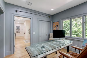 Bedroom/Office