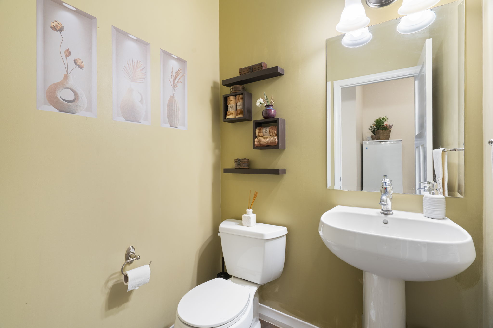  Photo 9