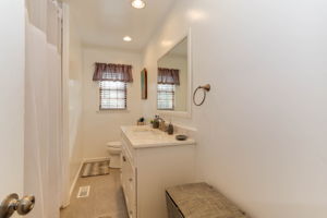 87 Wendfield Cir, Newport News, VA 23601, USA Photo 7