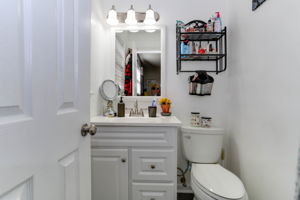 87 Wendfield Cir, Newport News, VA 23601, USA Photo 13