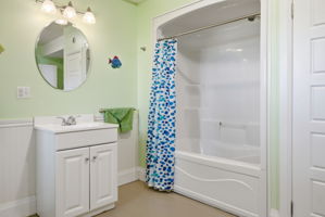  Photo 47