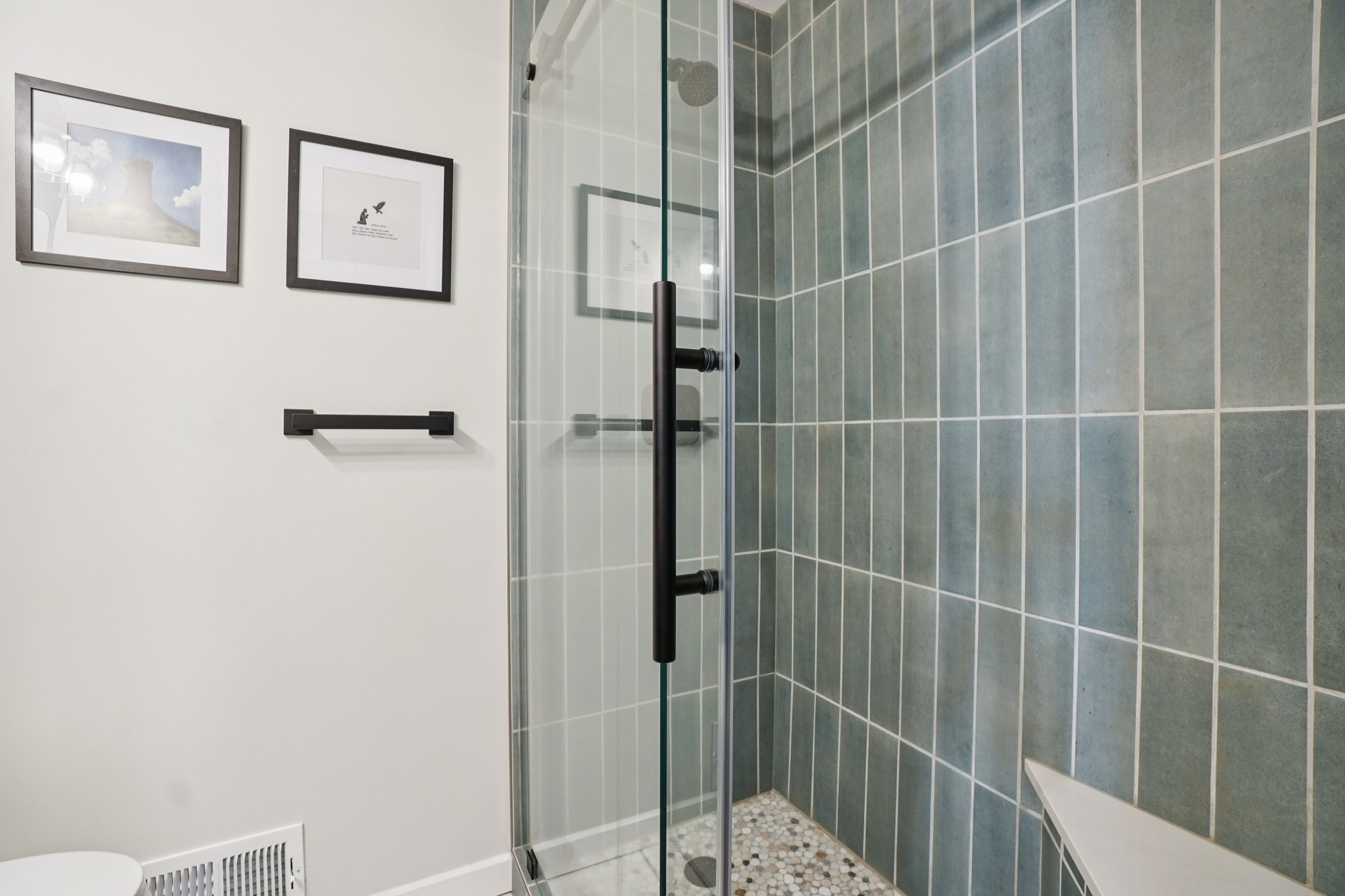 E Zenith Ave-S2701-021.jpg