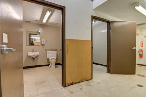  Photo 30