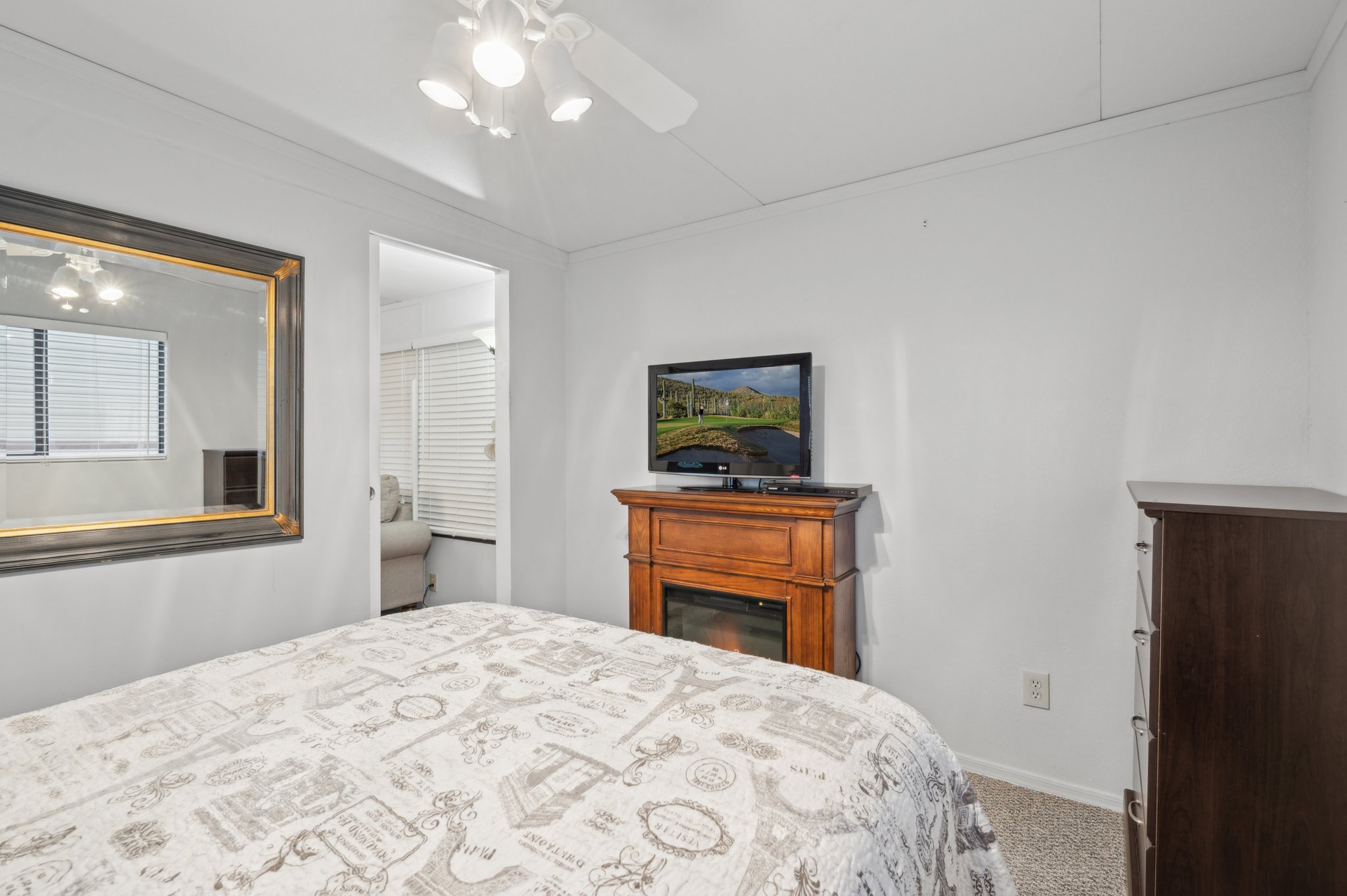 8700 E University Dr 1118, Mesa, AZ 85207-015.jpg