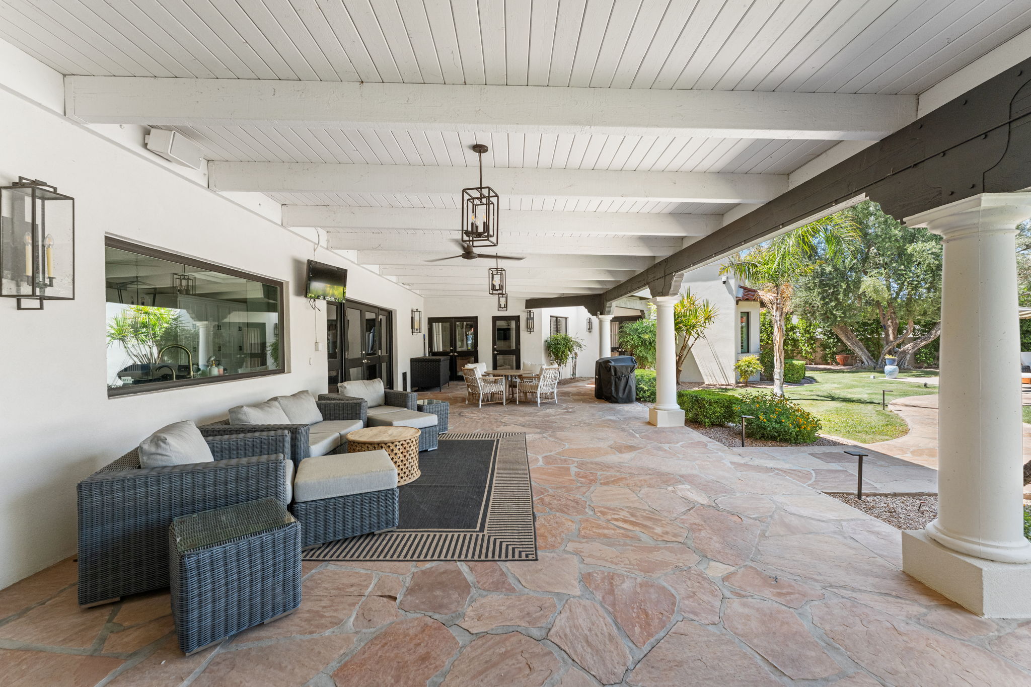  Photo 26