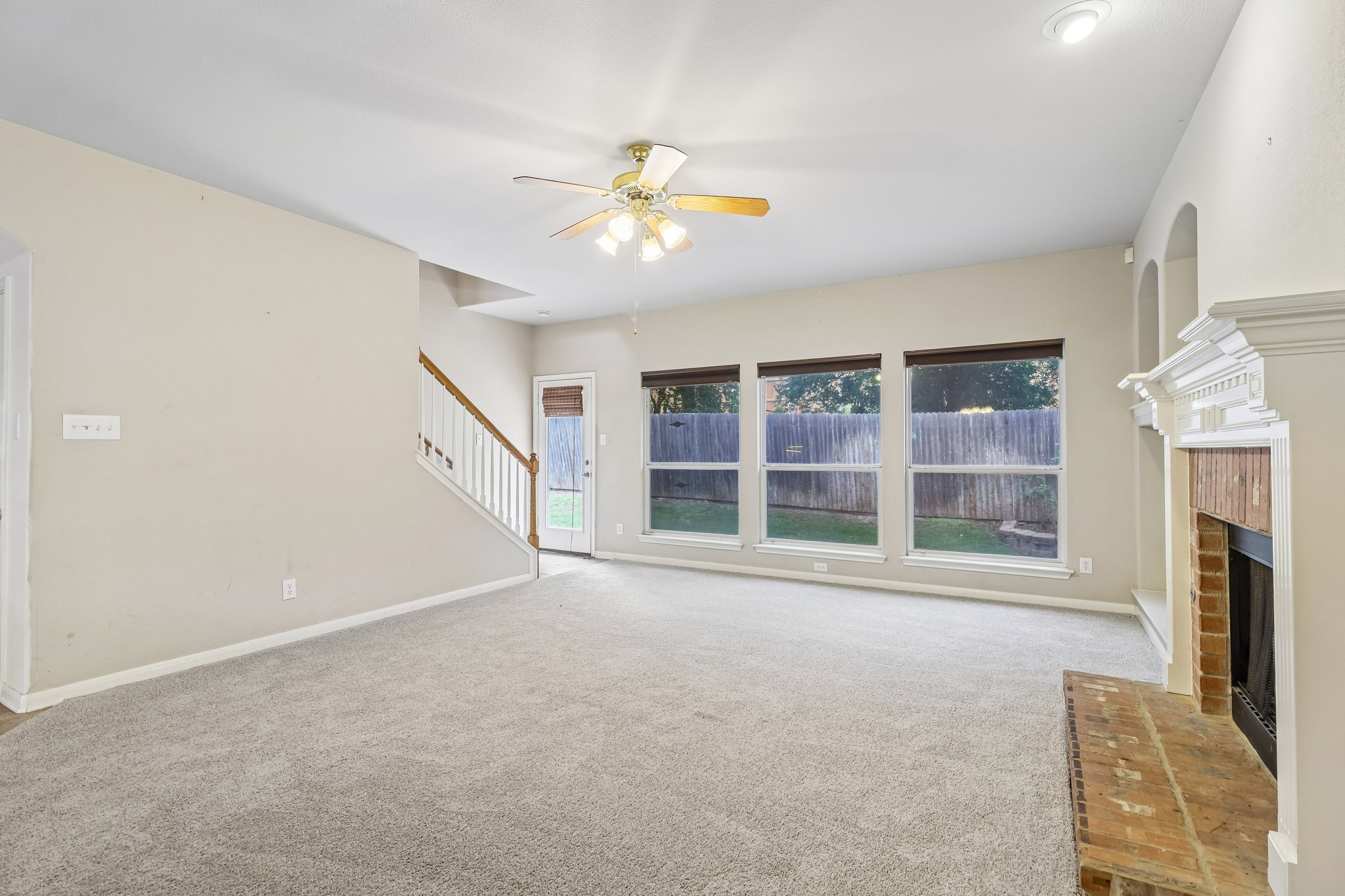 Stoney Brook Dr-S2904-009.jpg
