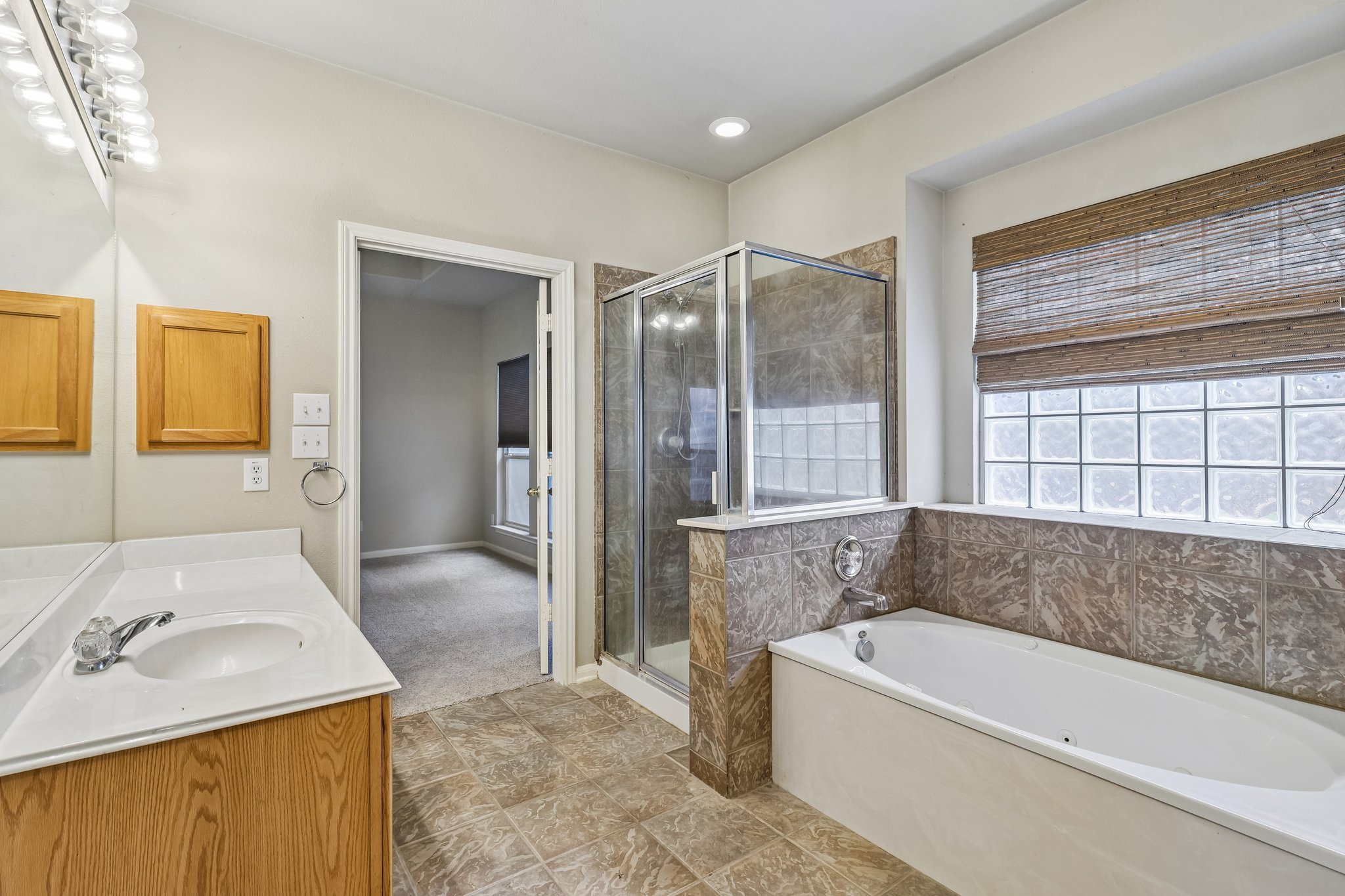 Stoney Brook Dr-S2904-035.jpg