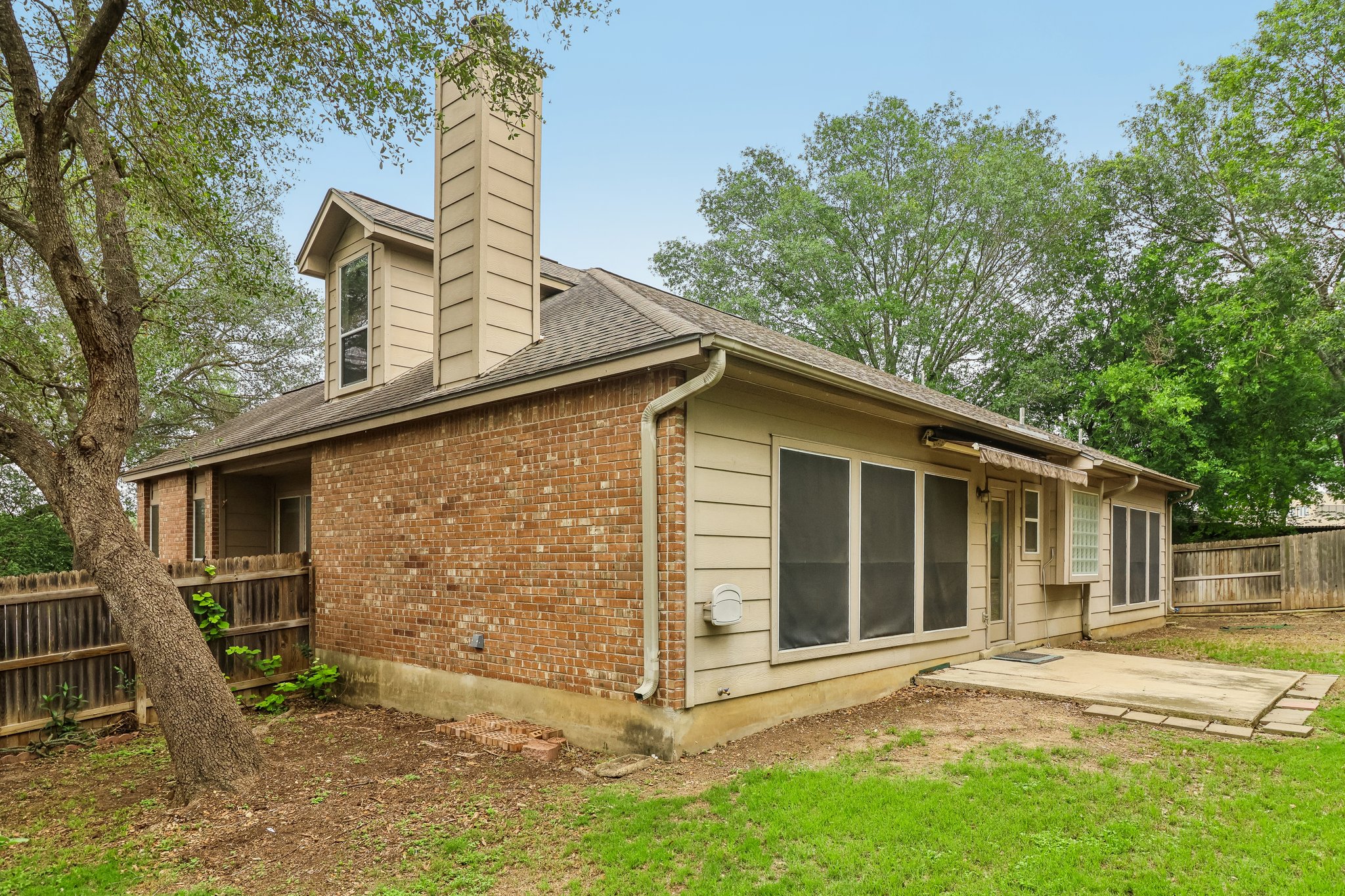 Stoney Brook Dr-S2904-046.jpg