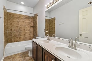 Stoney Brook Dr-S2904-027.jpg