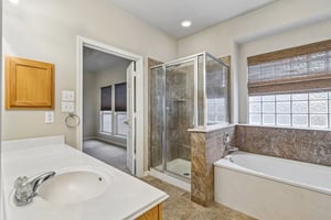 Stoney Brook Dr-S2904-034.jpg