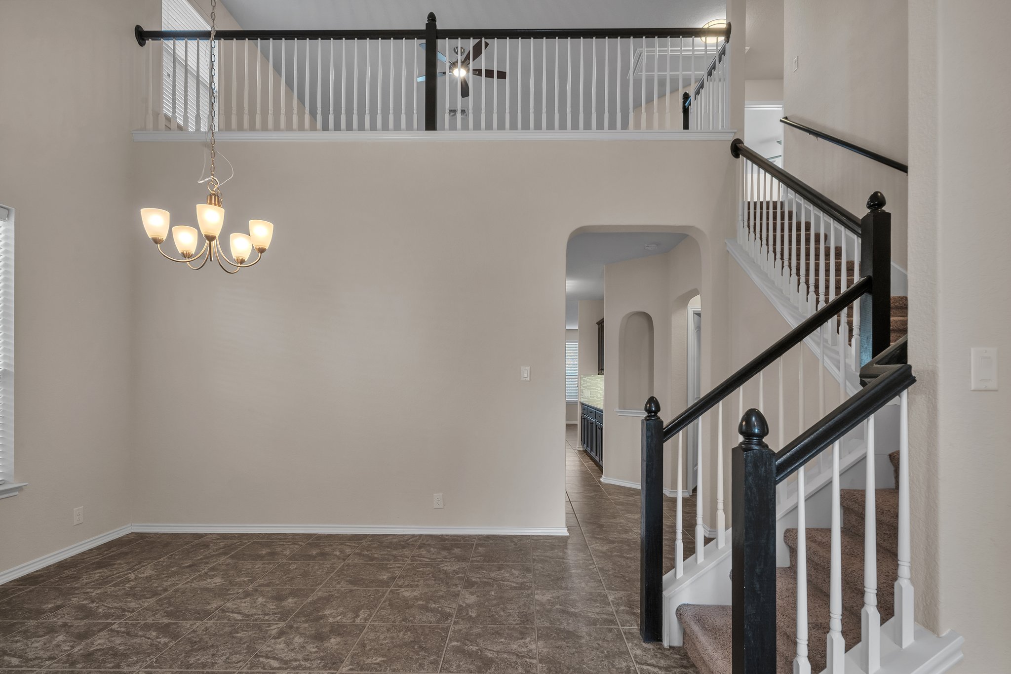 Entry/Dining Room