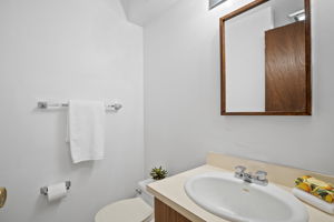 Lower Level Full Bath