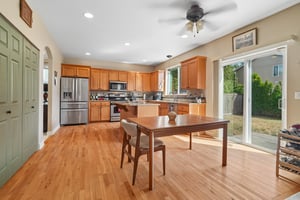 186th St Ct E-S0807-010.jpg