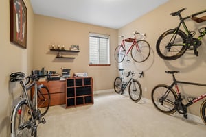 186th St Ct E-S0807-020.jpg