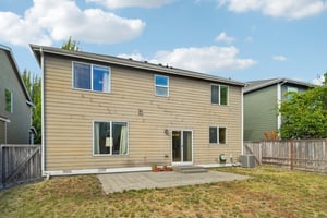 186th St Ct E-S0807-041.jpg