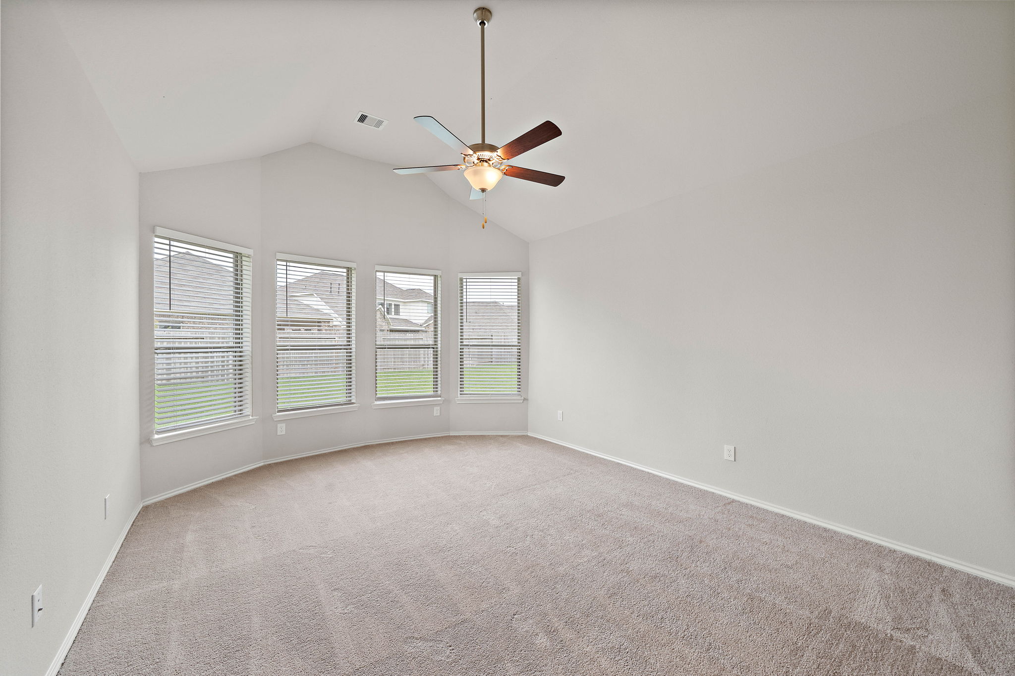 Strata Visuals-8706 Sunbury Oak-10