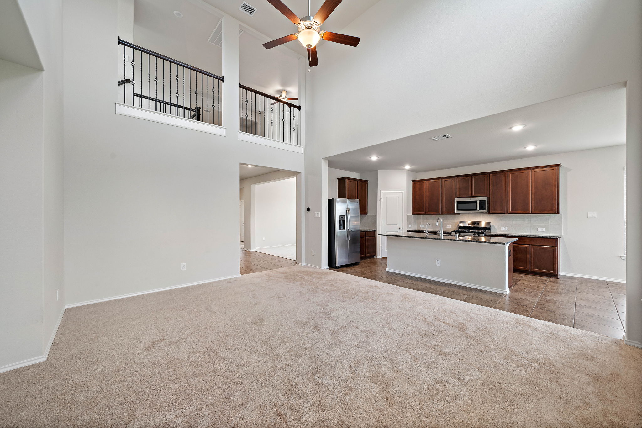 Strata Visuals-8706 Sunbury Oak-6