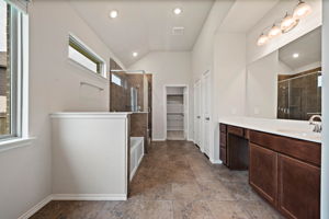 Strata Visuals-8706 Sunbury Oak-11