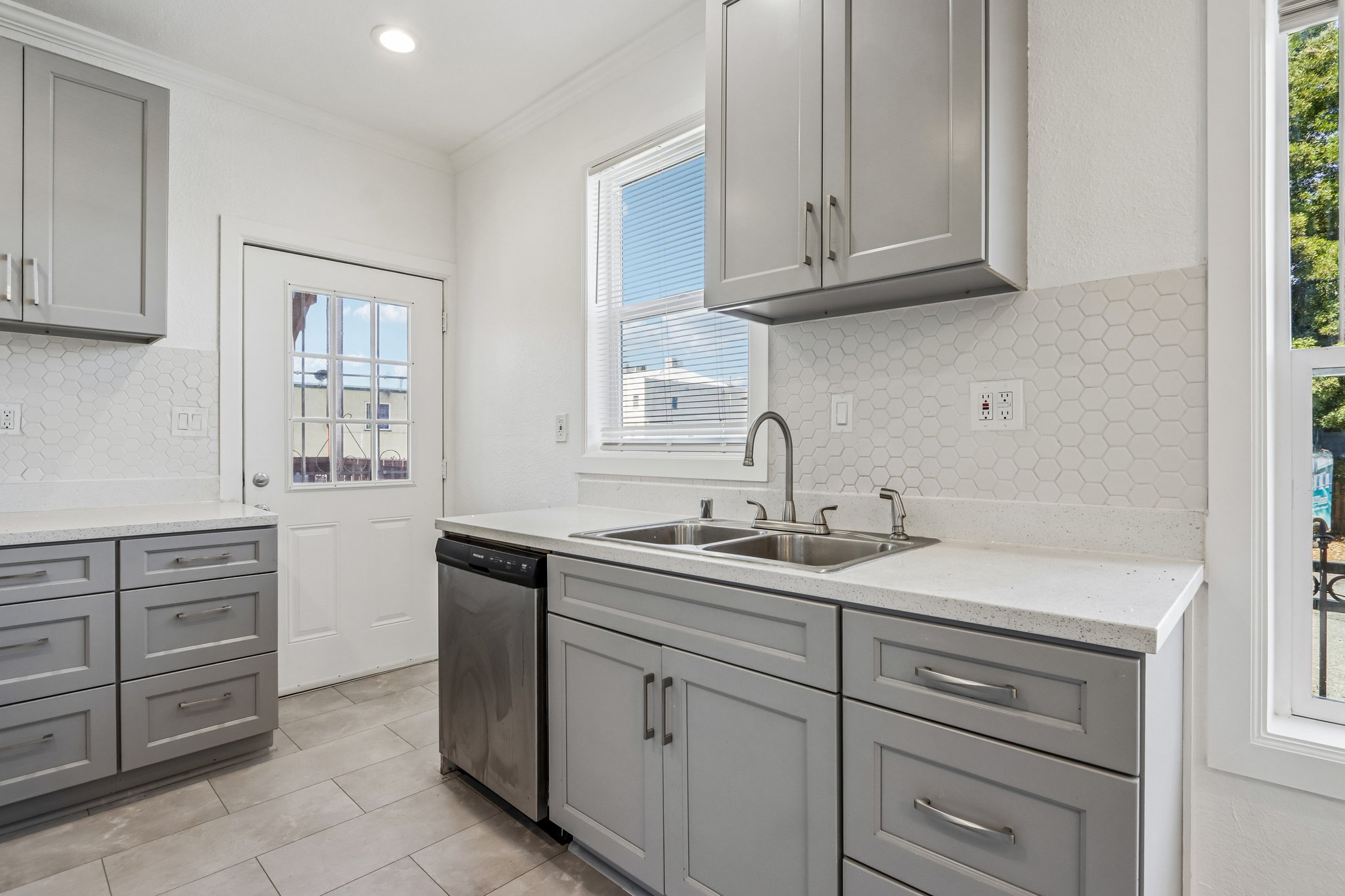37th St-S1607-018.jpg