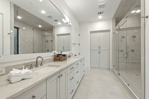 Photo 51