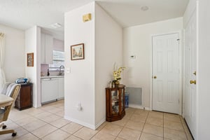 Trevino Ter-S2101-006.jpg