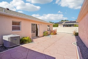 Trevino Ter-S2101-025.jpg