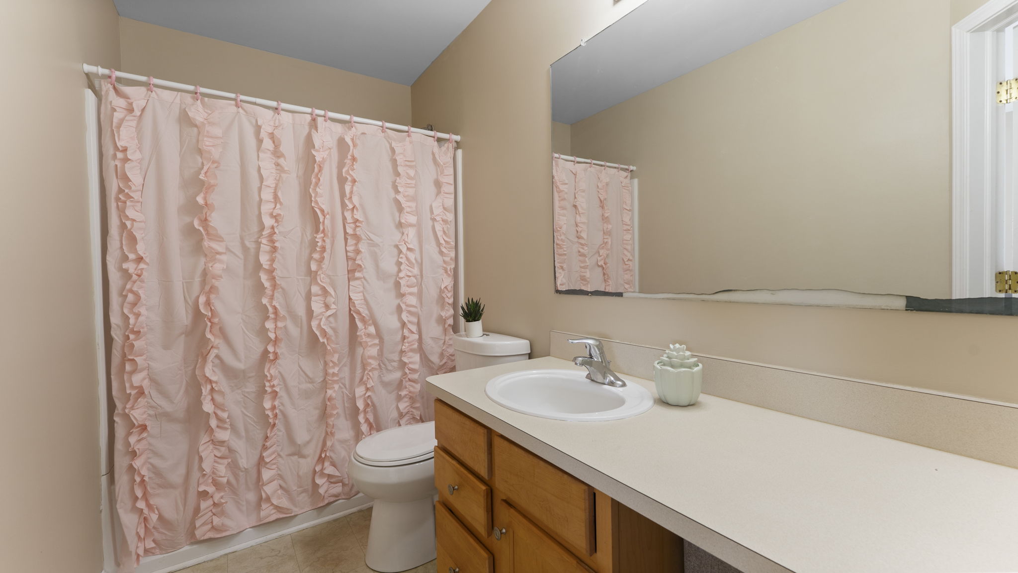  Photo 44
