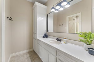  Photo 31