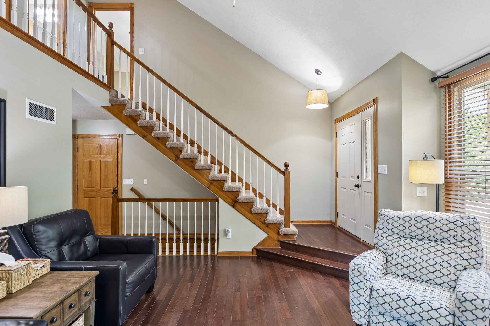 8712 NE Lathrop Dr_007.jpg
