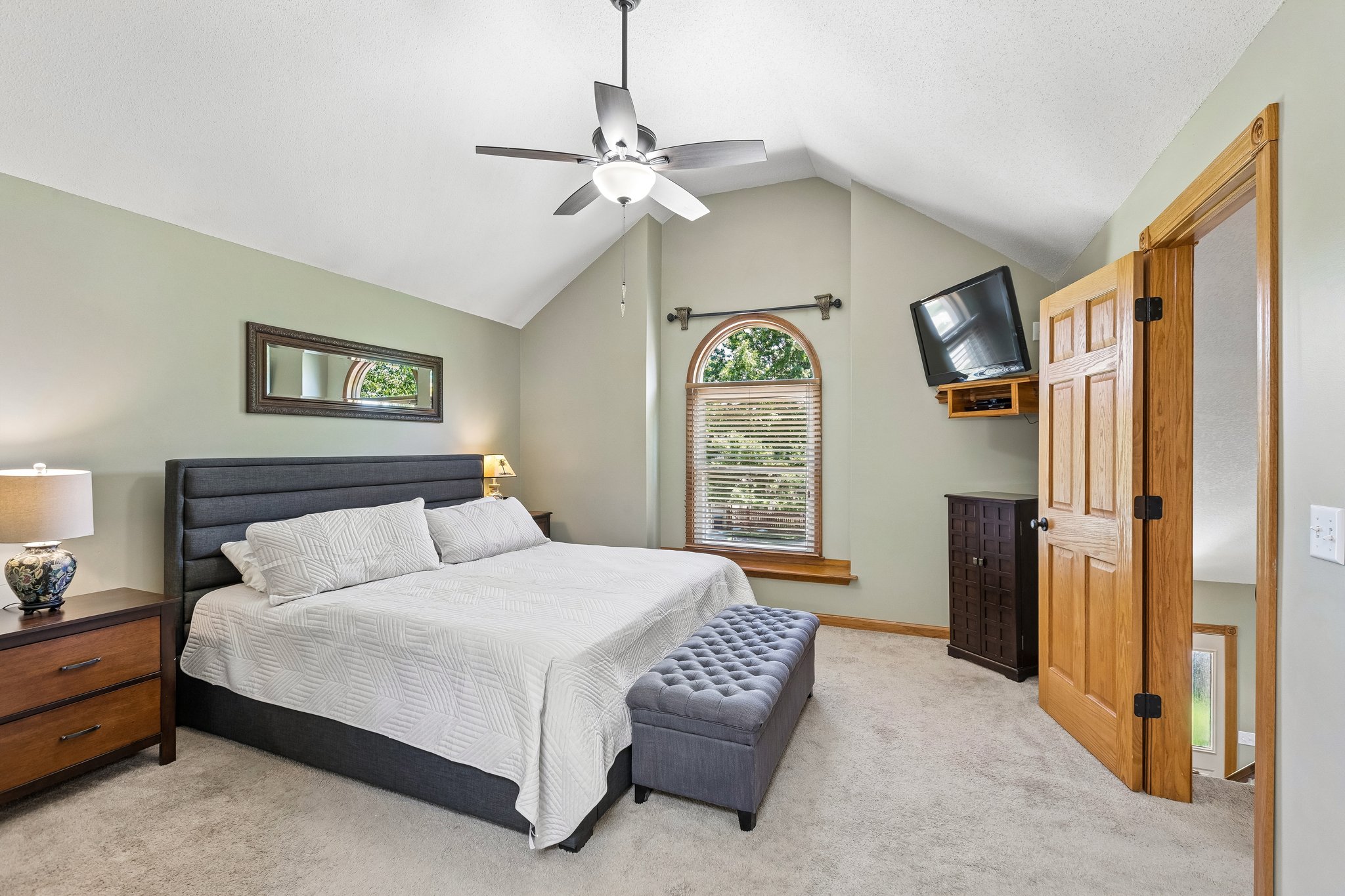 8712 NE Lathrop Dr_019.jpg