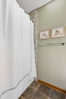 8712 NE Lathrop Dr_017.jpg