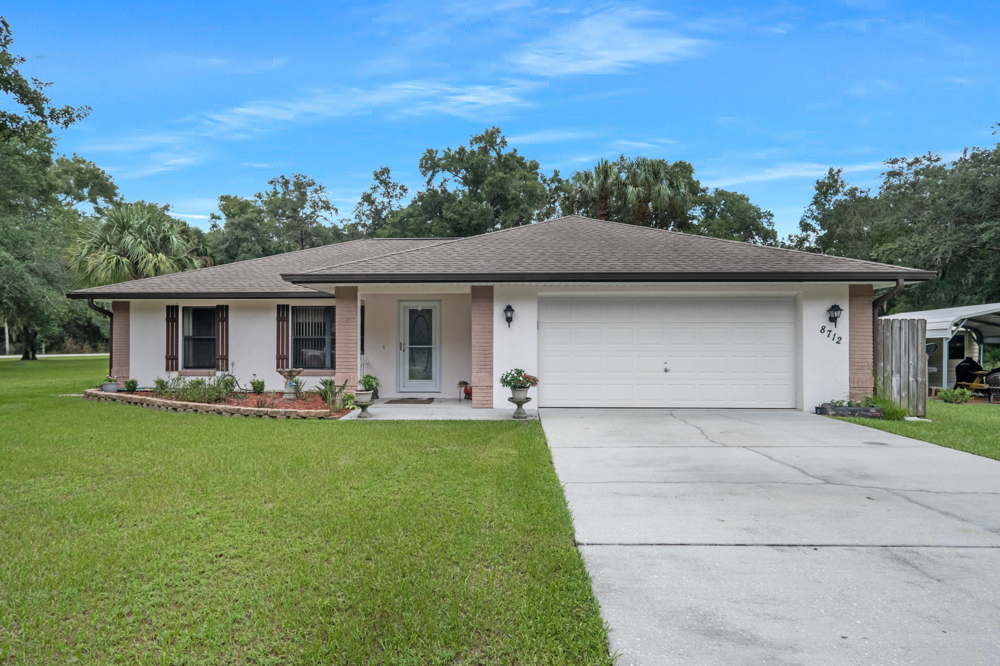 8712 W Sasso Ln, Crystal River, FL 34428, USA