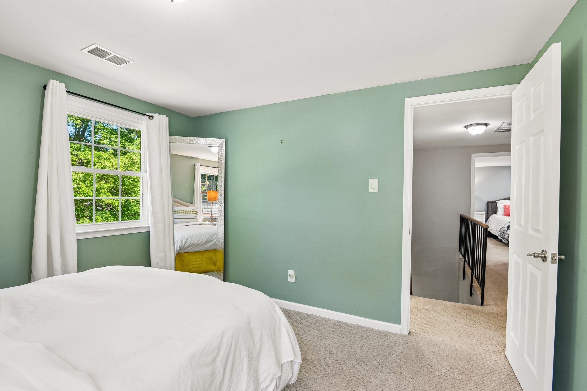 Crestmont Ln-S3107-043.jpg