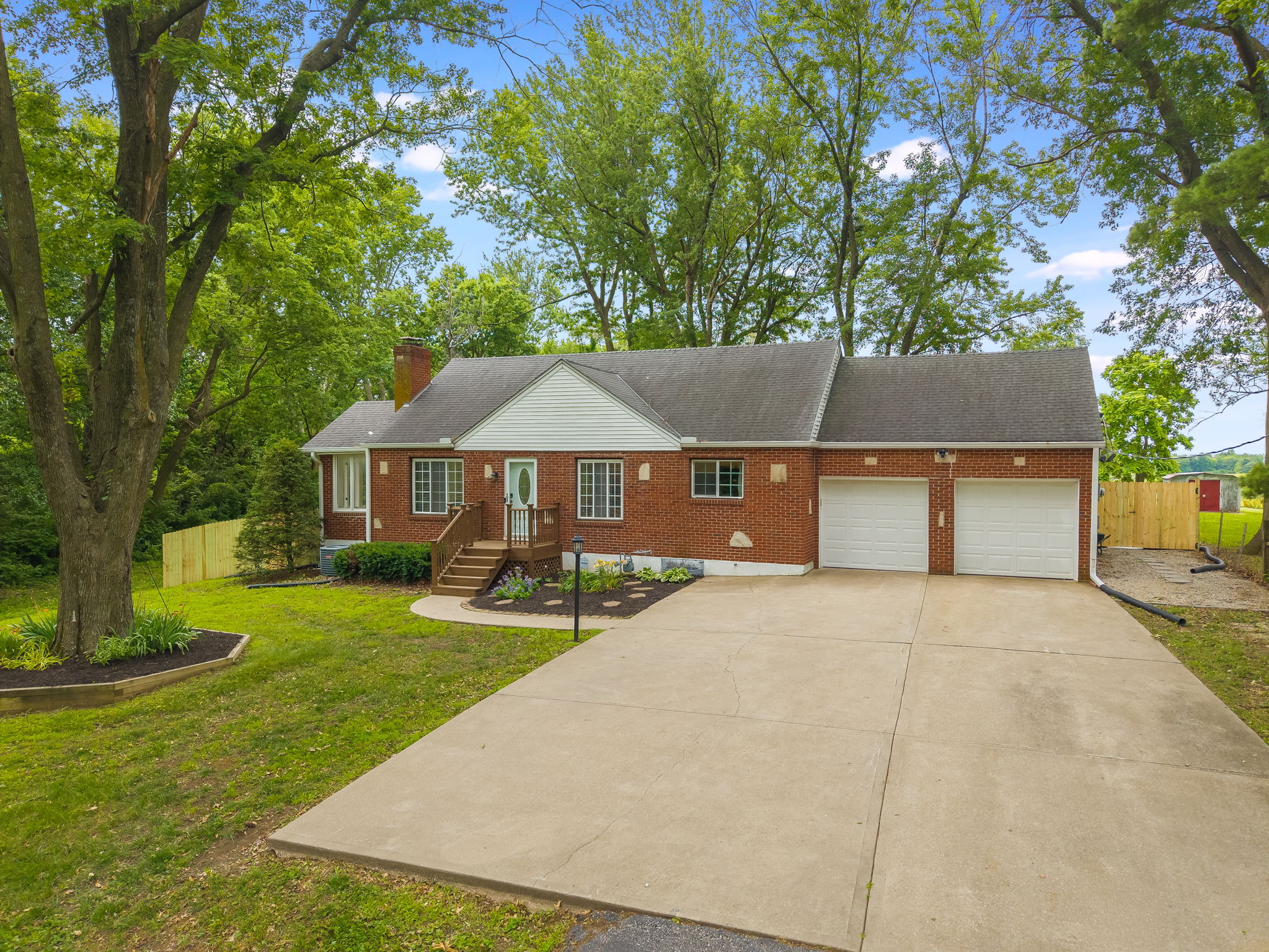 8715 State Ave-02