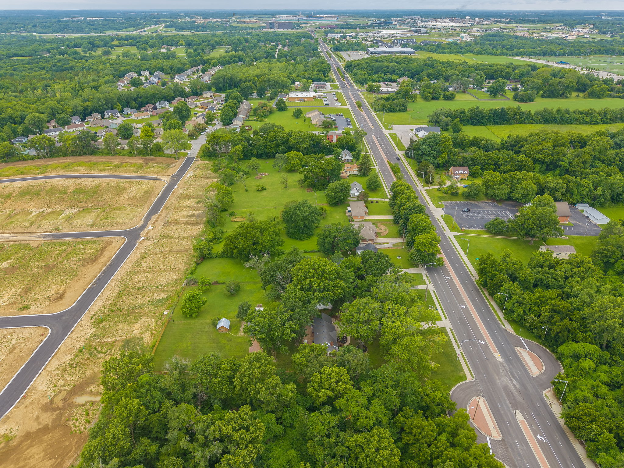 8715 State Ave-15