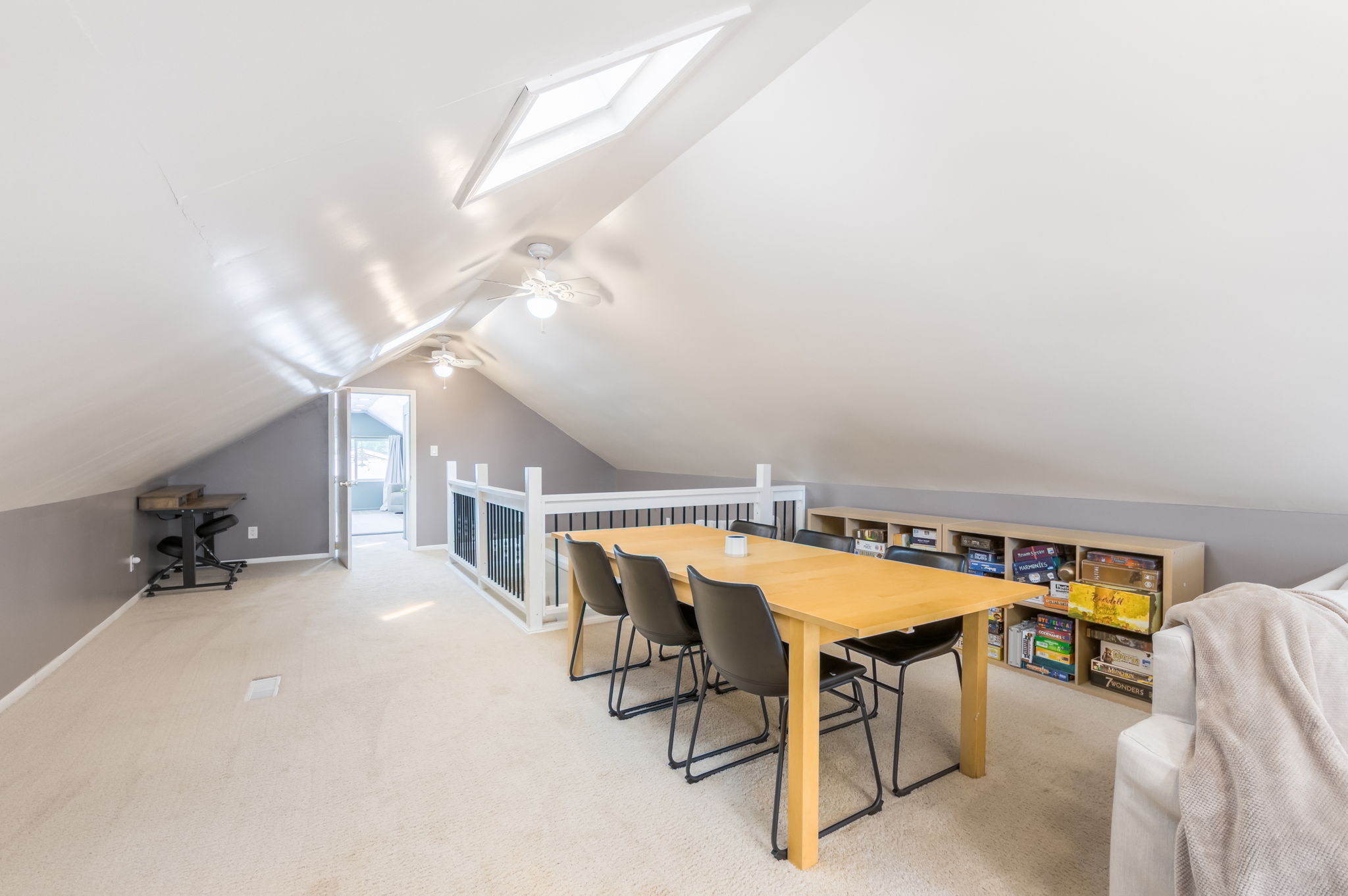 8715 State Ave-46