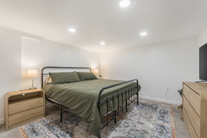 8715 State Ave-51