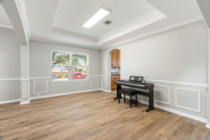  Photo 49